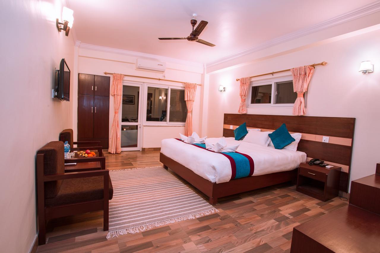 Hotel Spring Pokhara Exterior foto
