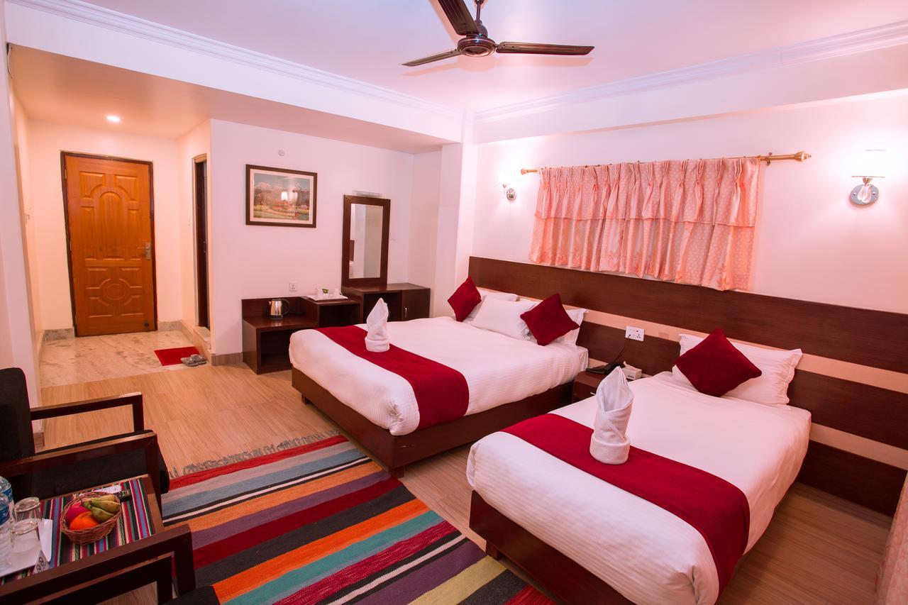 Hotel Spring Pokhara Exterior foto